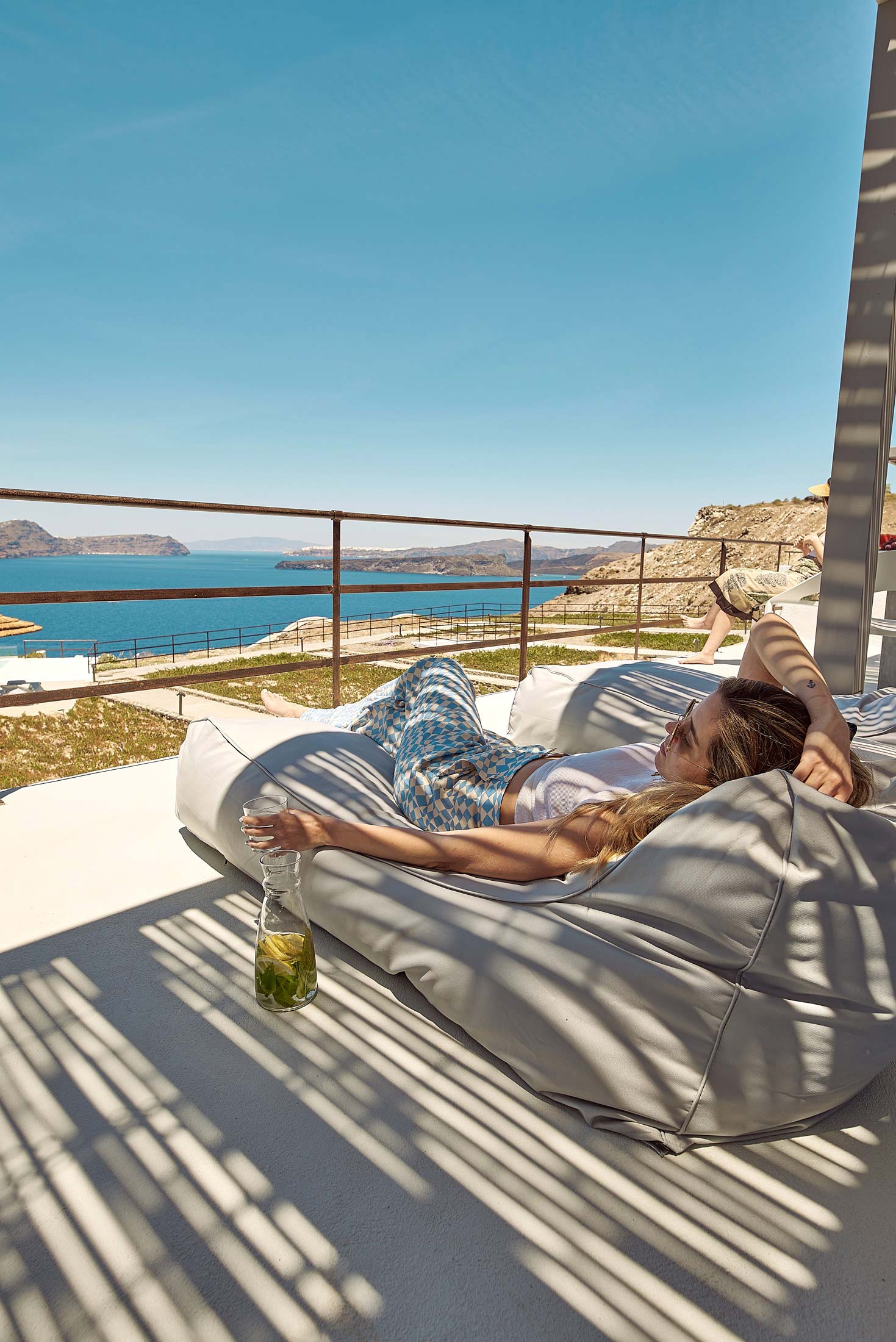 26_cocomat hotel santorini sunset balcony _DSC1373